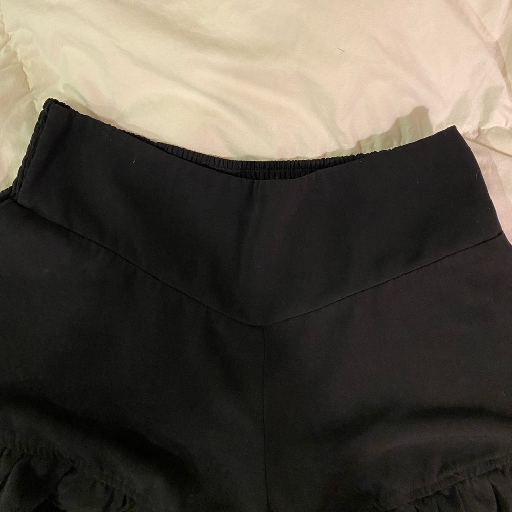 Frilled Shorts - Picture 6 of 8
